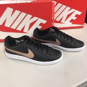 Nike Womens Court Royale Sneaker Sport Shoe